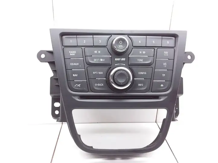 Opel Mokka (2012 - 2016) 95052530 Магнитола / мультимедийная система — фото 2