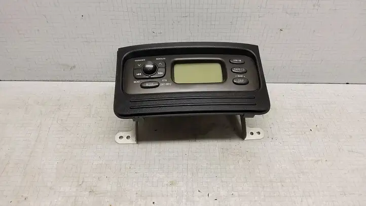 Toyota Yaris Verso (1999 - 2005) 8611052030CO Магнитола / мультимедийная система — фото 1