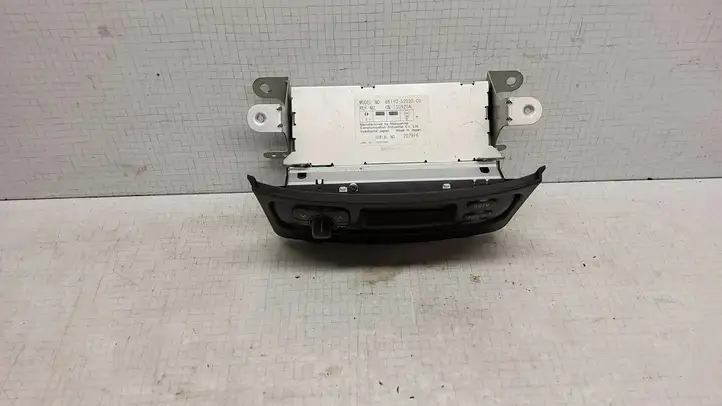 Toyota Yaris Verso (1999 - 2005) 8611052030CO Магнитола / мультимедийная система — фото 2