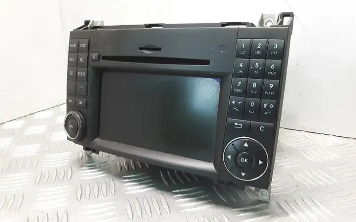 Mercedes-Benz Vito Viano W639 (2010 - 2015) A1699002400 Магнитола / мультимедийная система — фото 3