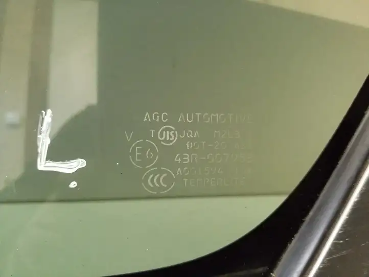 Peugeot 4007 (2007 - 2012) Заднее боковое стекло — фото 4