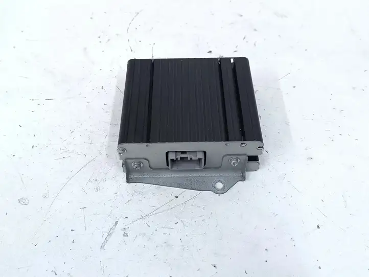 Dodge Grand Caravan (2007 - 2020) 05026408AB Усилитель звука — фото 1