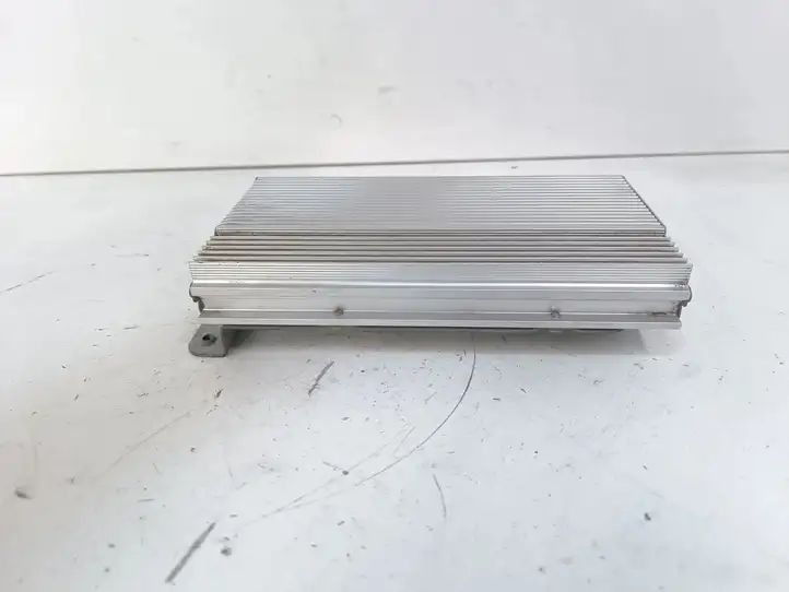 Dodge Grand Caravan (2007 - 2020) 05107086AI Усилитель звука — фото 5