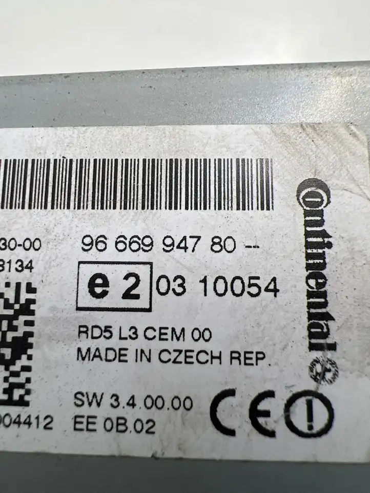 Citroen C4 (2011 - 2016) 9666994780 Магнитола / мультимедийная система — фото 4