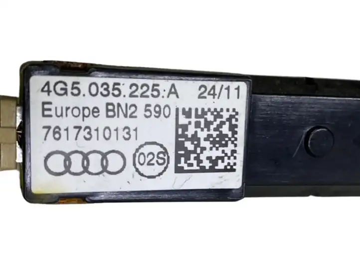 Audi A6 C7 (2011 - 2014) 4G5035225A Усилитель антенны — фото 6