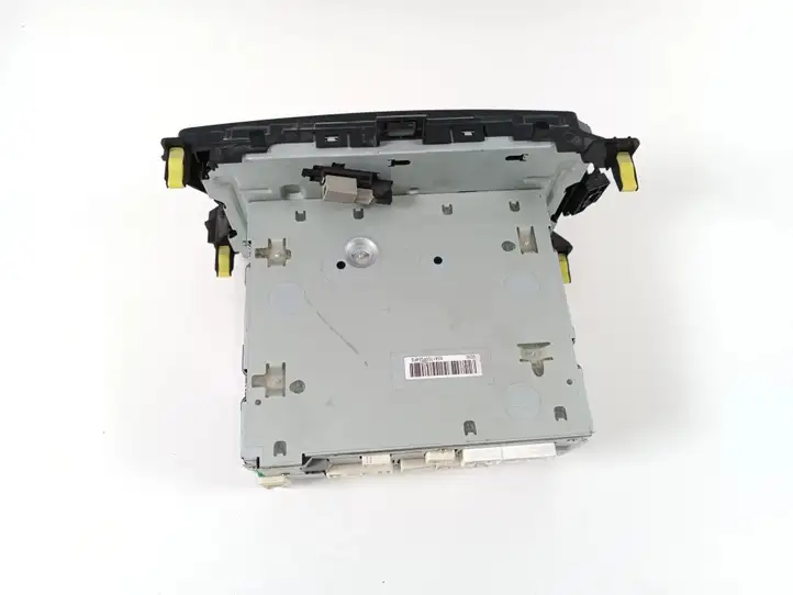 Toyota Yaris (2014 - 2019) 86140-0D220 Магнитола / мультимедийная система — фото 2