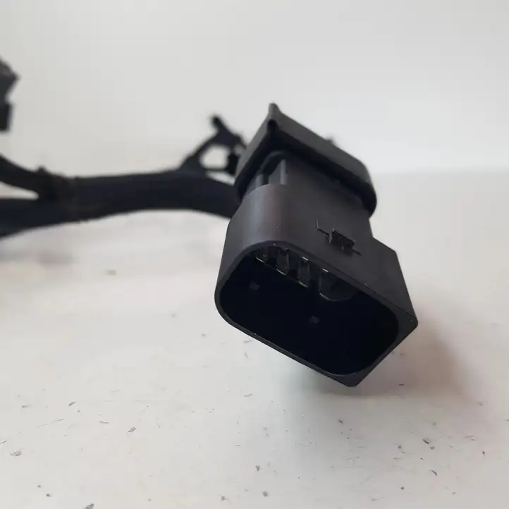 Toyota Avensis T270 (2015 - 2018) 7586131 Проводка топливных форсунок — фото 2