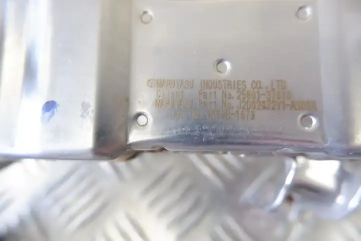 Toyota Prius (XW30) (2009 - 2015) 2560137010 Охладитель клапана EGR — фото 2