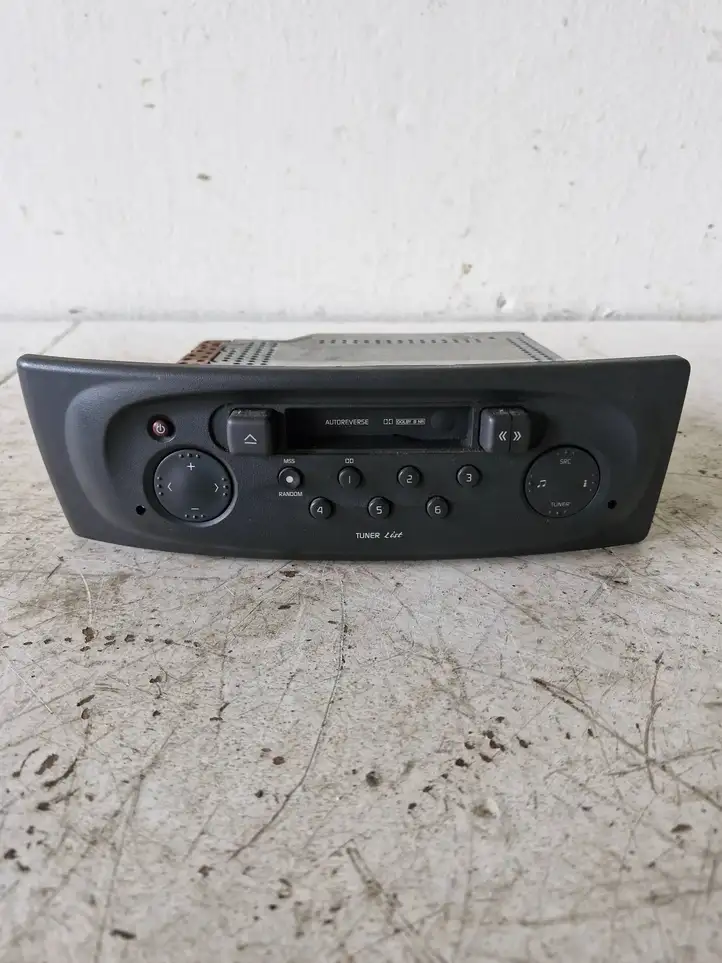 Renault Scenic I (1996 - 2003) 7700434424 Магнитола / мультимедийная система — фото 1