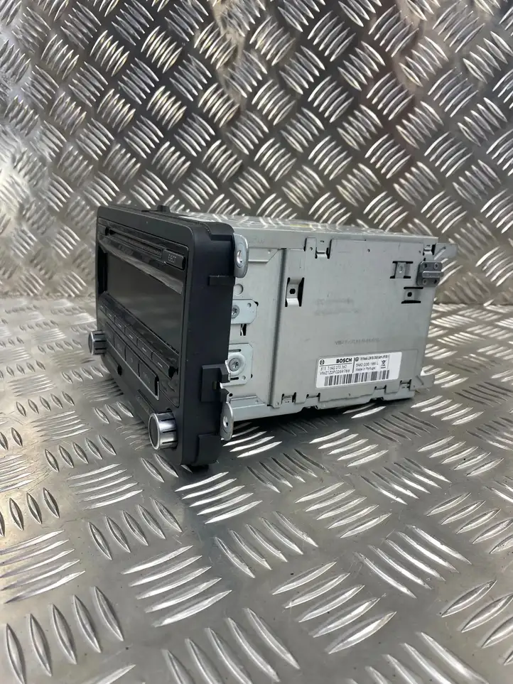 Volkswagen Sharan (2010 - 2015) 5M0035186L Магнитола / мультимедийная система — фото 6