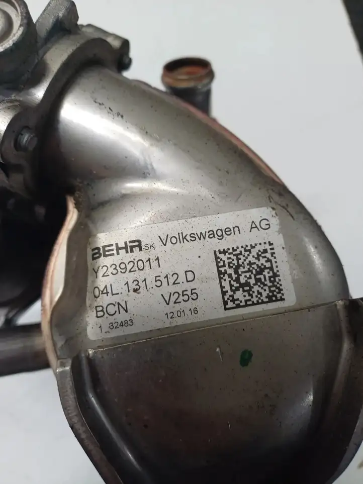 Volkswagen PASSAT B8 (2015 - ) 04L131501C Охладитель клапана EGR — фото 6