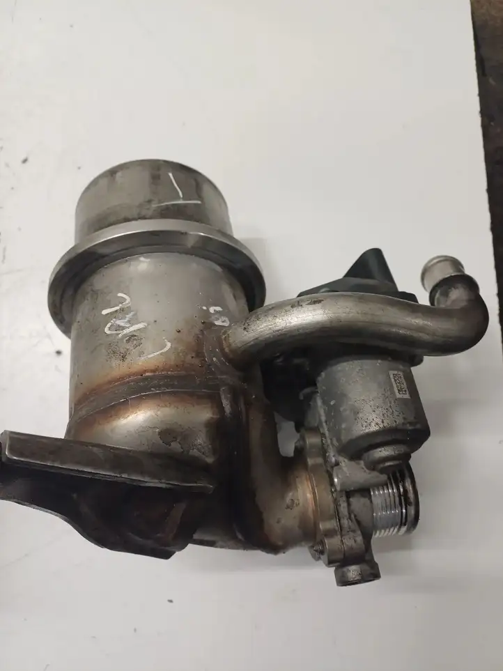 Audi A3/S3 8V (2012 - 2016) 04L131512BR Охладитель клапана EGR — фото 2