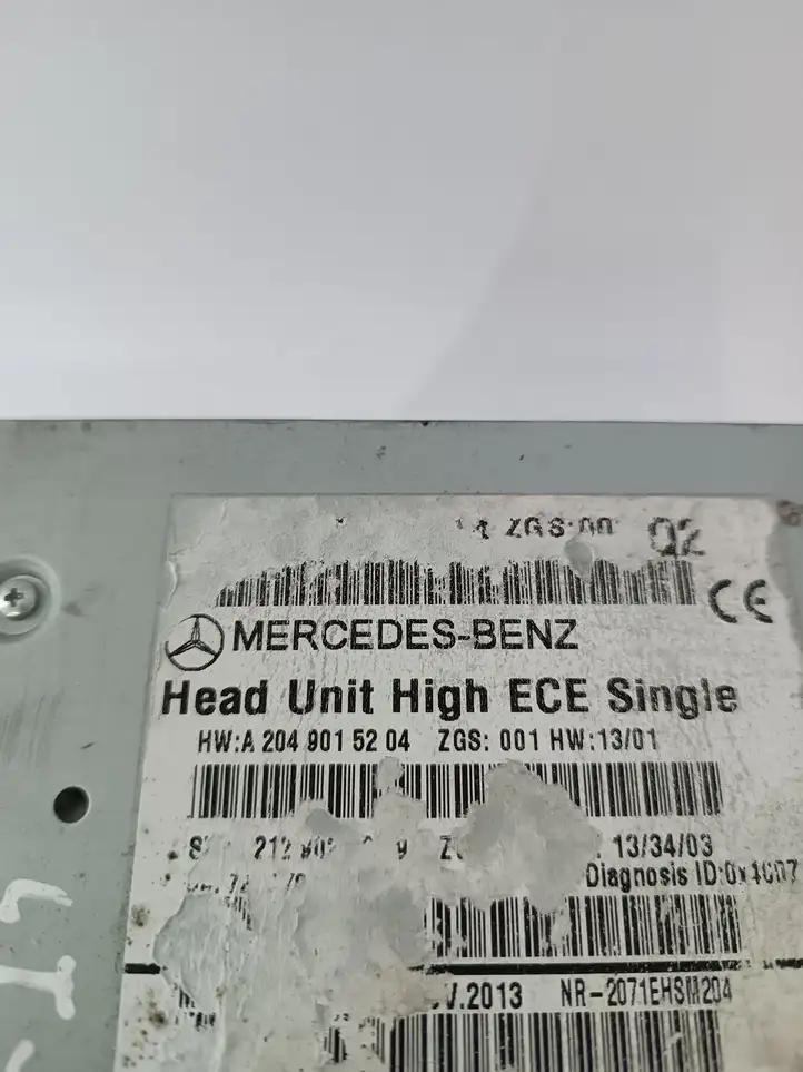 Mercedes-Benz C W204 (2007 - 2014) A2049015204 Магнитола / мультимедийная система — фото 11