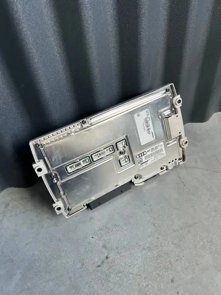 Audi A6 C7 (2014 - 2018) 4G0035223C Усилитель звука — фото 4