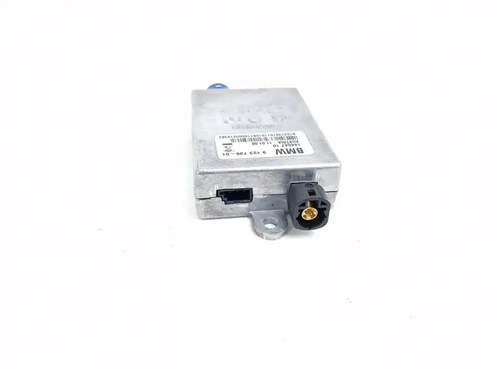 BMW 1 E81 E87 (2004 - 2011) 9123739 Усилитель антенны — фото 3