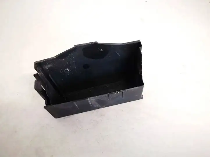 Opel Astra G (1998 - 2004) 90589541 Крышка ящика предохранителей — фото 3
