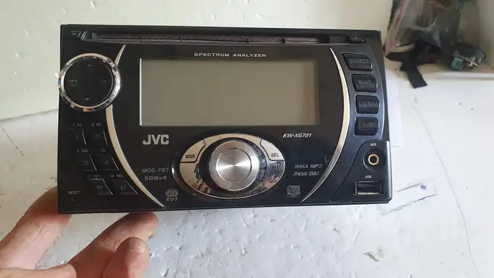 Mitsubishi Pajero (2003 - 2006) JVC Магнитола / мультимедийная система — фото 4