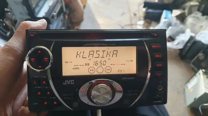 Nissan X-Trail T30 (2001 - 2007) JVC Магнитола / мультимедийная система — фото 2