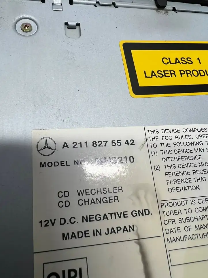 Mercedes-Benz E W211 (2002 - 2009) A2118275542 Магнитола / мультимедийная система — фото 3