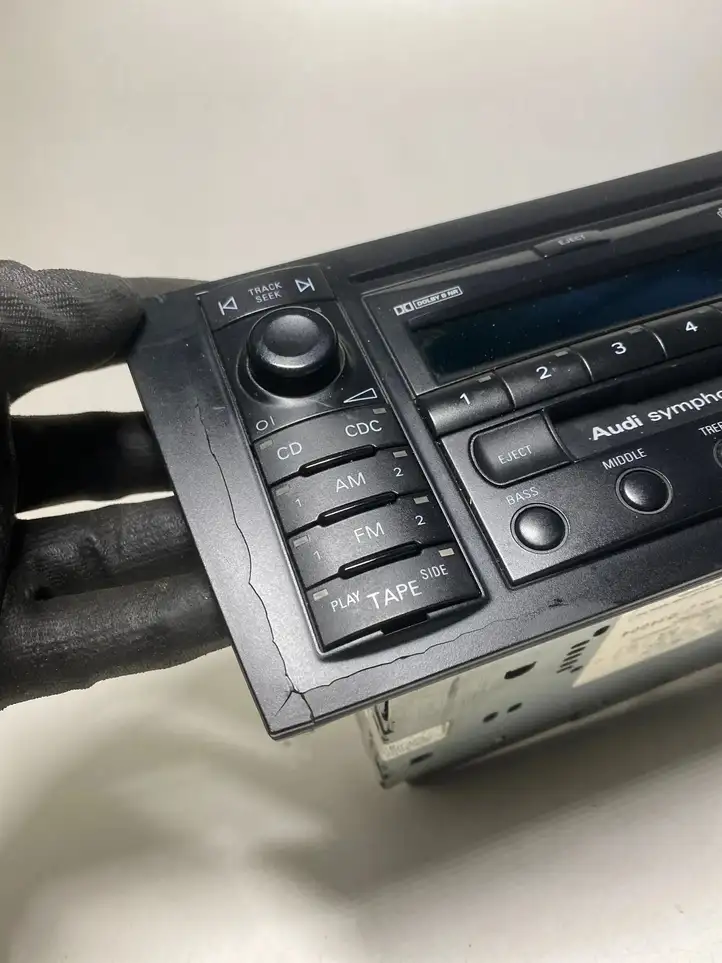 Audi A6 S6 C5 4B (1997 - 2001) 4B0035195 Магнитола / мультимедийная система — фото 2