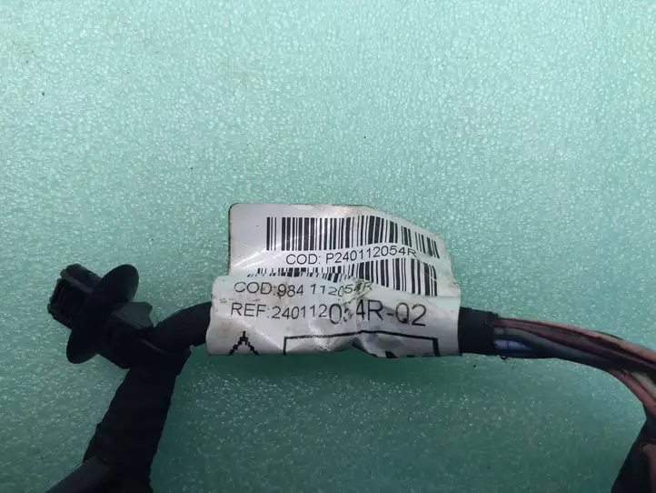 Nissan Pulsar (2014 - 2018) P240112054R Проводка топливных форсунок — фото 2