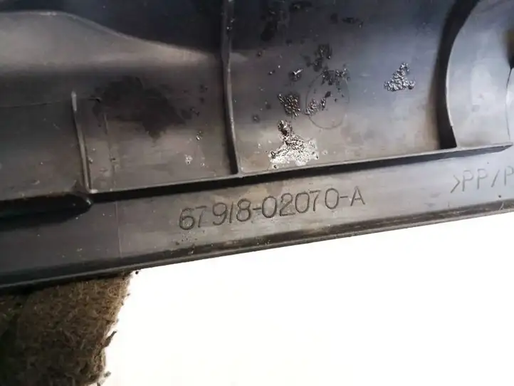Toyota Corolla E120 E130 (2000 - 2004) 6791802070-a Прочие детали салона — фото 3