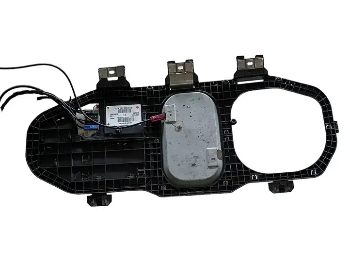 Land Rover Range Rover L405 (2012 - 2017) A2518202275 Усилитель антенны — фото 1