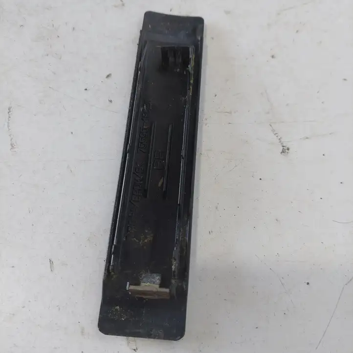 Lexus RX 450H (2012 - 2015) 7559548020 Прочие детали салона — фото 4
