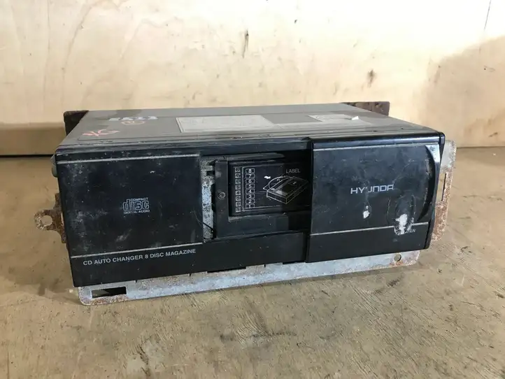Hyundai XG (1999 - 2002) HAC800HE CD/DVD чейнджер — фото 1
