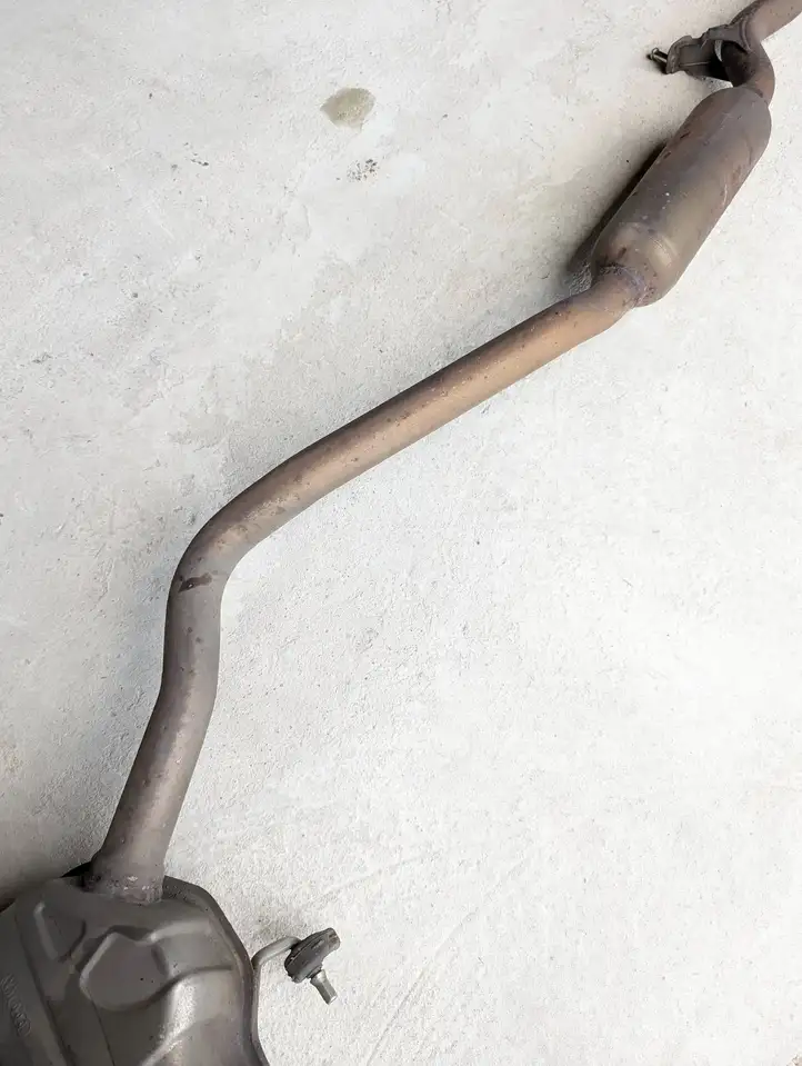 Audi A5 (2011 - 2016)  8K0253611BE Задняя часть глушителя