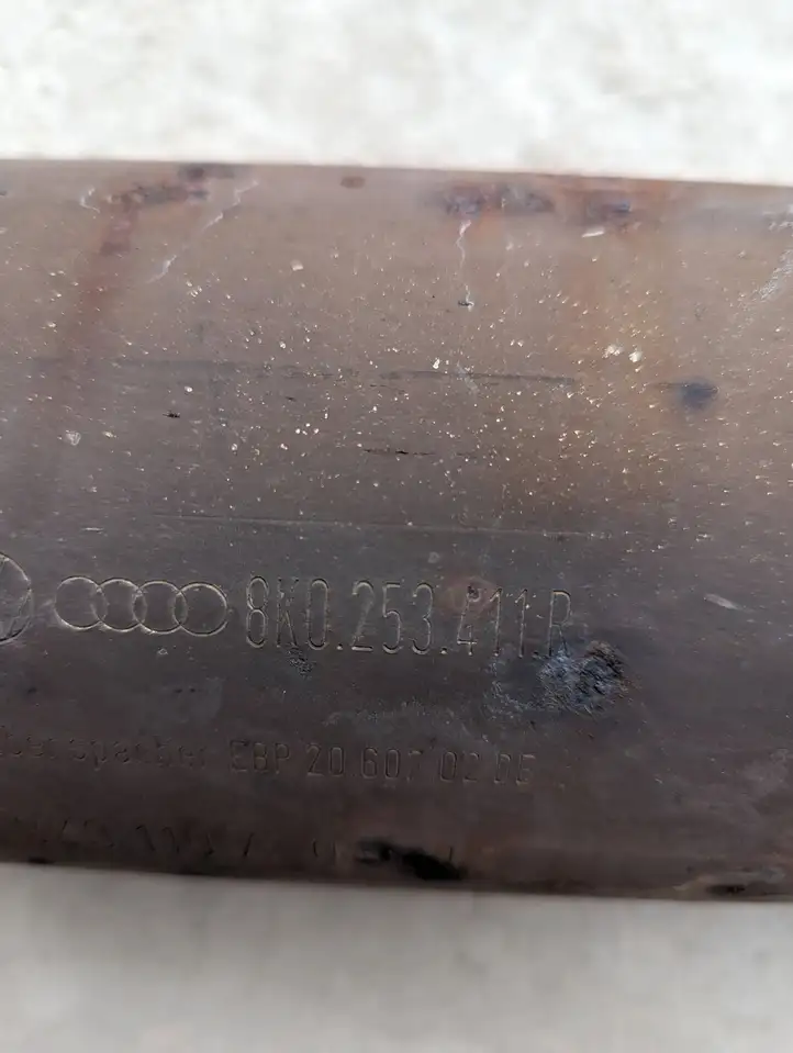 Audi A5 (2011 - 2016)  8K0253611BE Задняя часть глушителя