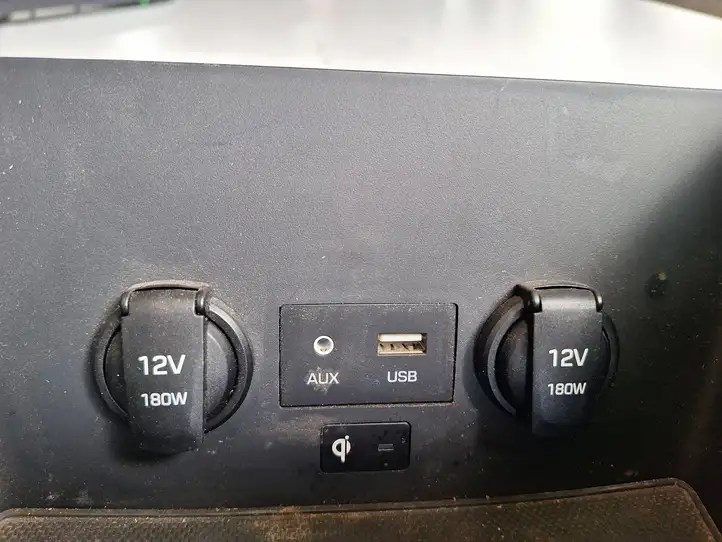 Hyundai i30 (2017 - ) 96550S0100P Магнитола / мультимедийная система — фото 4