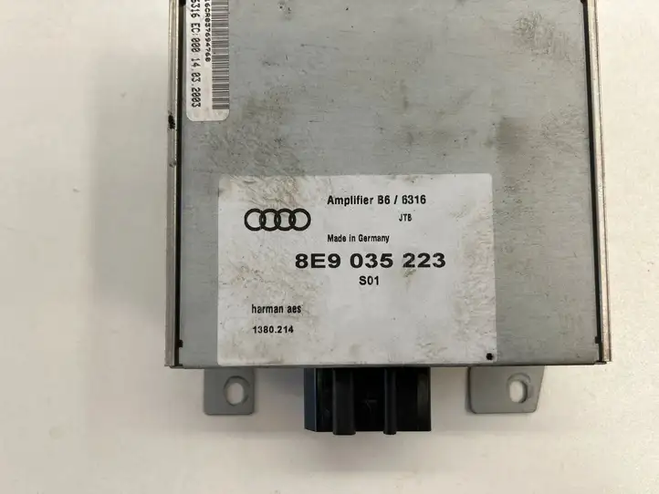 Audi A4 S4 B6 8E 8H (2000 - 2006) 8e9035223 Усилитель звука — фото 2
