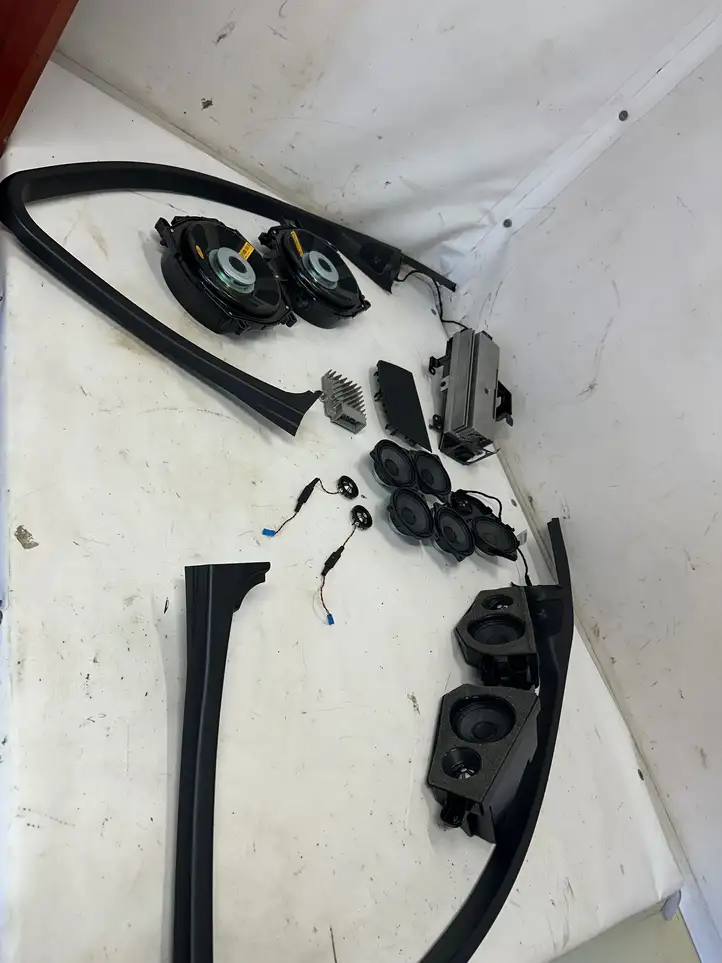 BMW X6 E71 (2008 - 2014) 9283736 Комплект аудиосистемы — фото 1