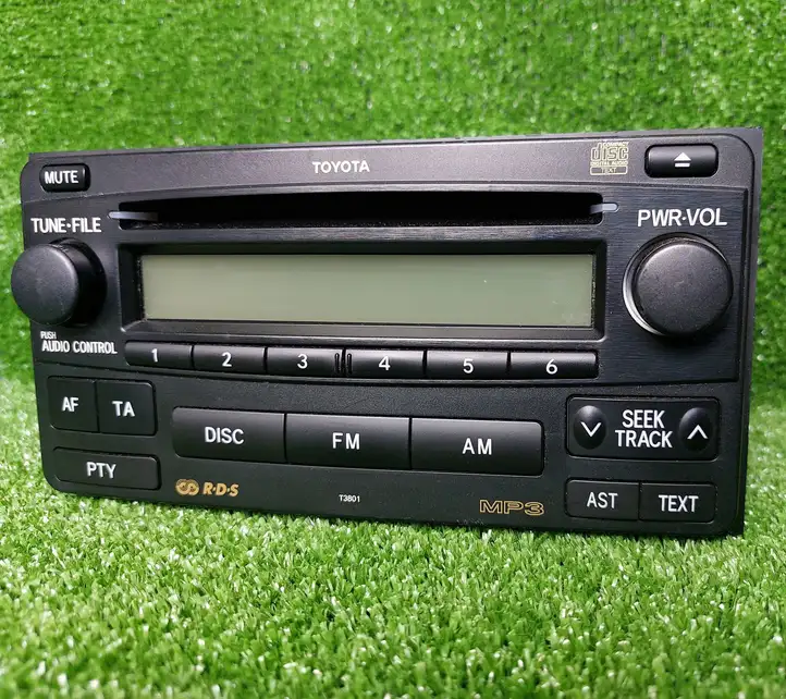 Toyota Hilux (AN10, AN20, AN30) (2004 - 2008) PZ4760021100 Магнитола / мультимедийная система — фото 3