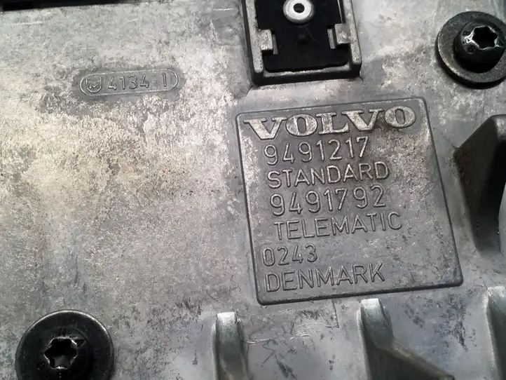 Volvo S60 (2000 - 2004) 8651152 Магнитола / мультимедийная система — фото 8