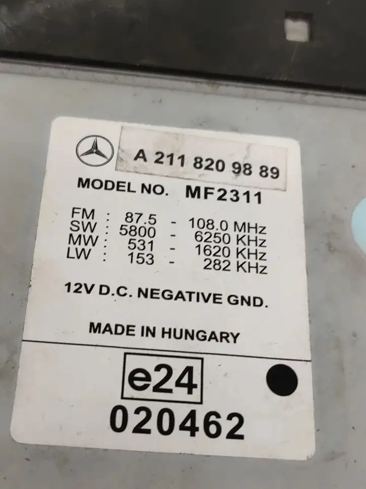 Mercedes-Benz E W211 (2002 - 2009) A2118209889 Магнитола / мультимедийная система — фото 5