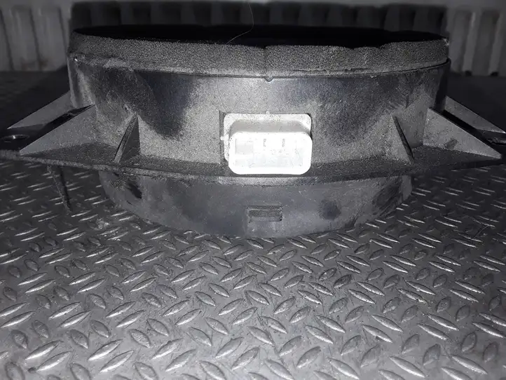 Toyota Corolla Verso E121 (2001 - 2004) 8616044130 Динамики задних дверей — фото 3