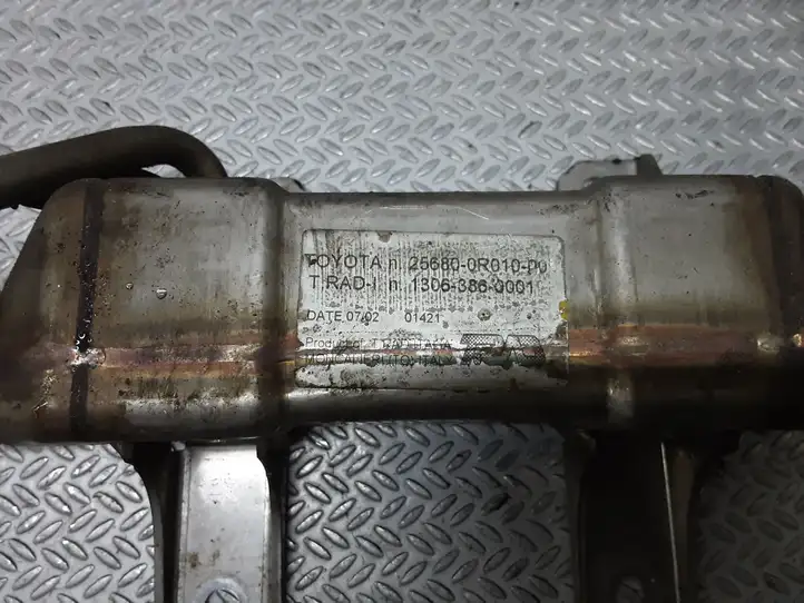 Toyota RAV 4 (XA30) (2006 - 2016) 13063860001 Охладитель клапана EGR — фото 2