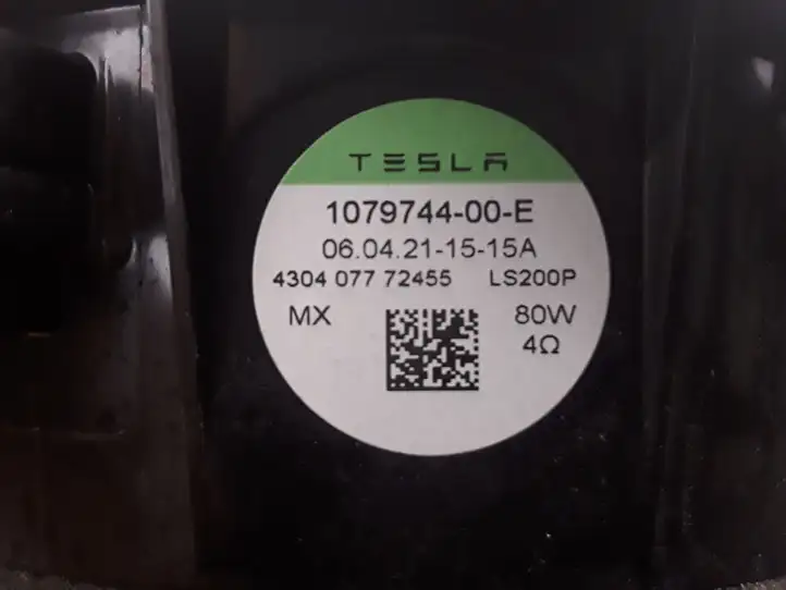 Tesla Model 3 (2017 - 2023) 107974400E Динамики передних дверей — фото 2