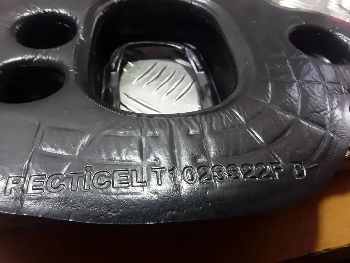 Volkswagen T-Roc (2017 - )  T1023322F Другая деталь салона