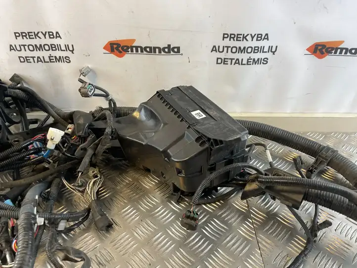 Toyota RAV 4 (XA40) (2012 - 2018) 821114AJ30 Проводка двигателя — фото 4