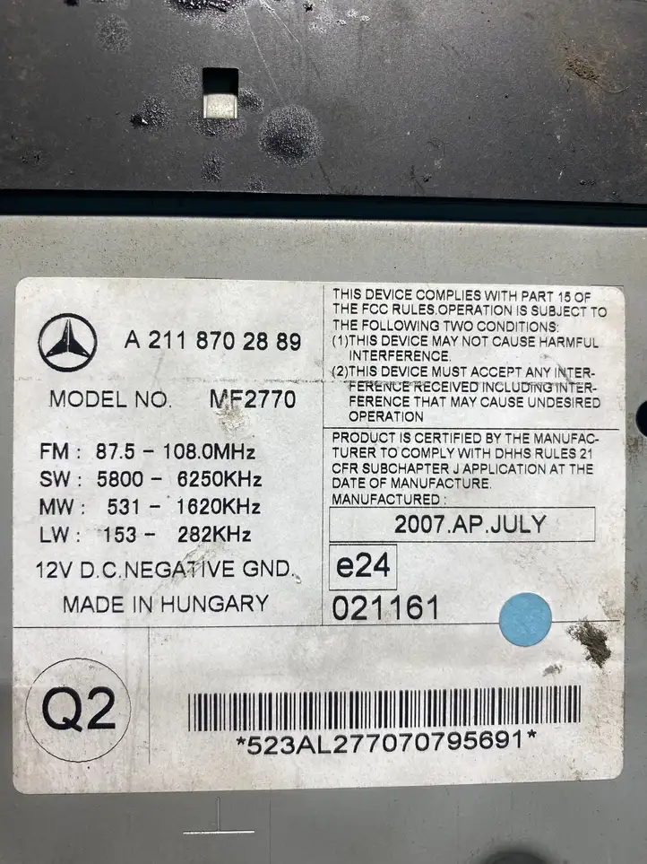 Mercedes-Benz E W211 (2002 - 2009) A2118702889 Магнитола / мультимедийная система — фото 5