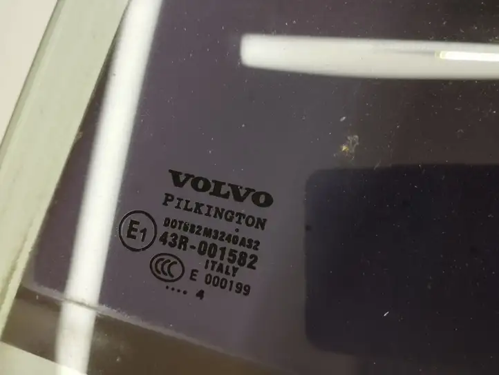 Volvo XC90 (2002 - 2006) 43R001582 Стекло задней двери — фото 4