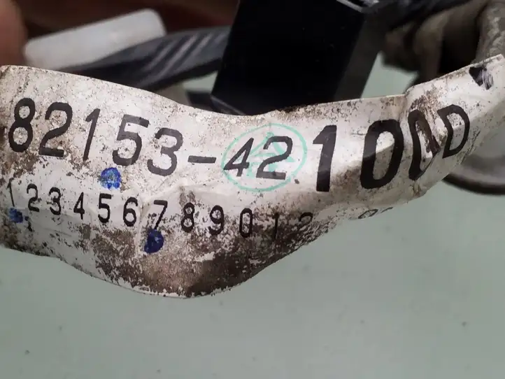 Toyota RAV 4 (XA30) (2006 - 2016) 8215342100D Проводка задней двери — фото 3