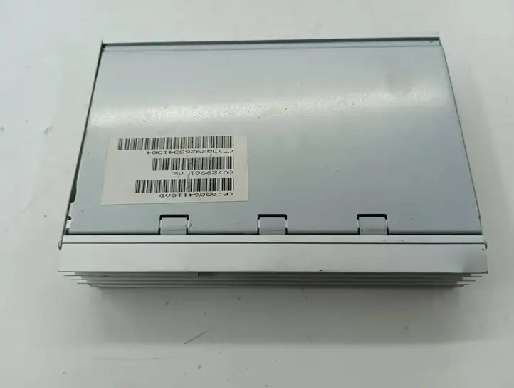 Chrysler 300 - 300C (2005 - 2011) 05064118AD Усилитель звука — фото 2
