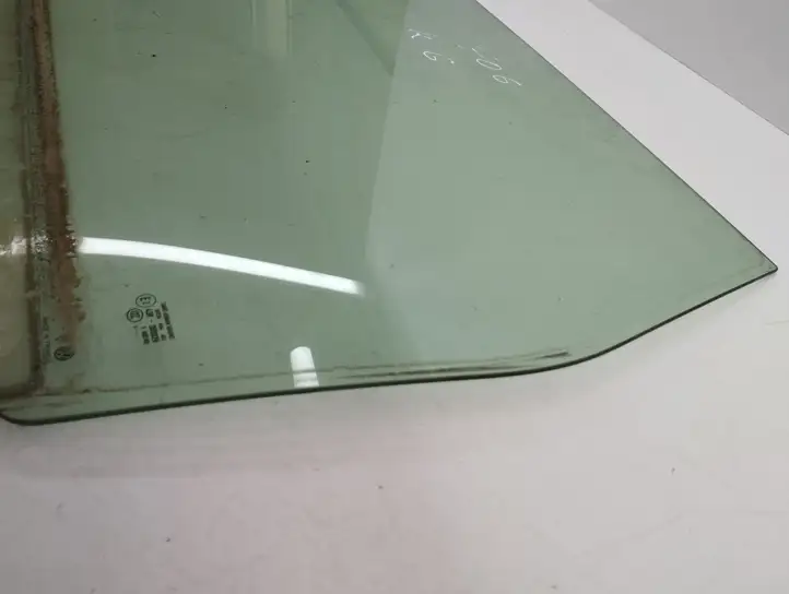 Porsche Cayenne (92A) (2011 - 2017) 43R000929 Стекло задней двери — фото 3