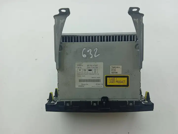 Toyota Prius (XW20) (2003 - 2009) 8612047220 Магнитола / мультимедийная система — фото 5