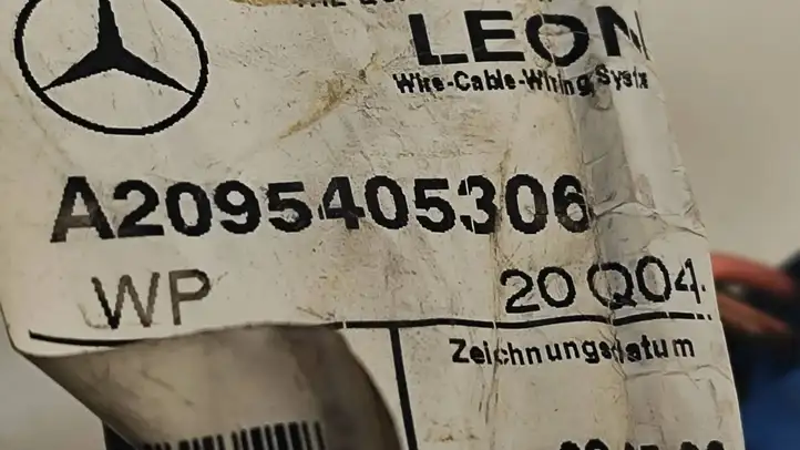 Mercedes-Benz CLK A209,C209 (2002 - 2009) A2C95405306 Проводка передней двери — фото 2