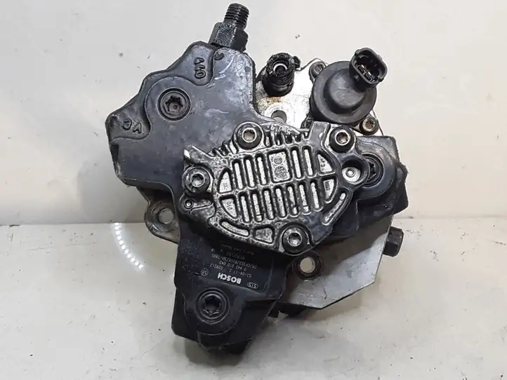 Volvo S60 (2000 - 2004) 0445010043 Топливный насос — фото 1